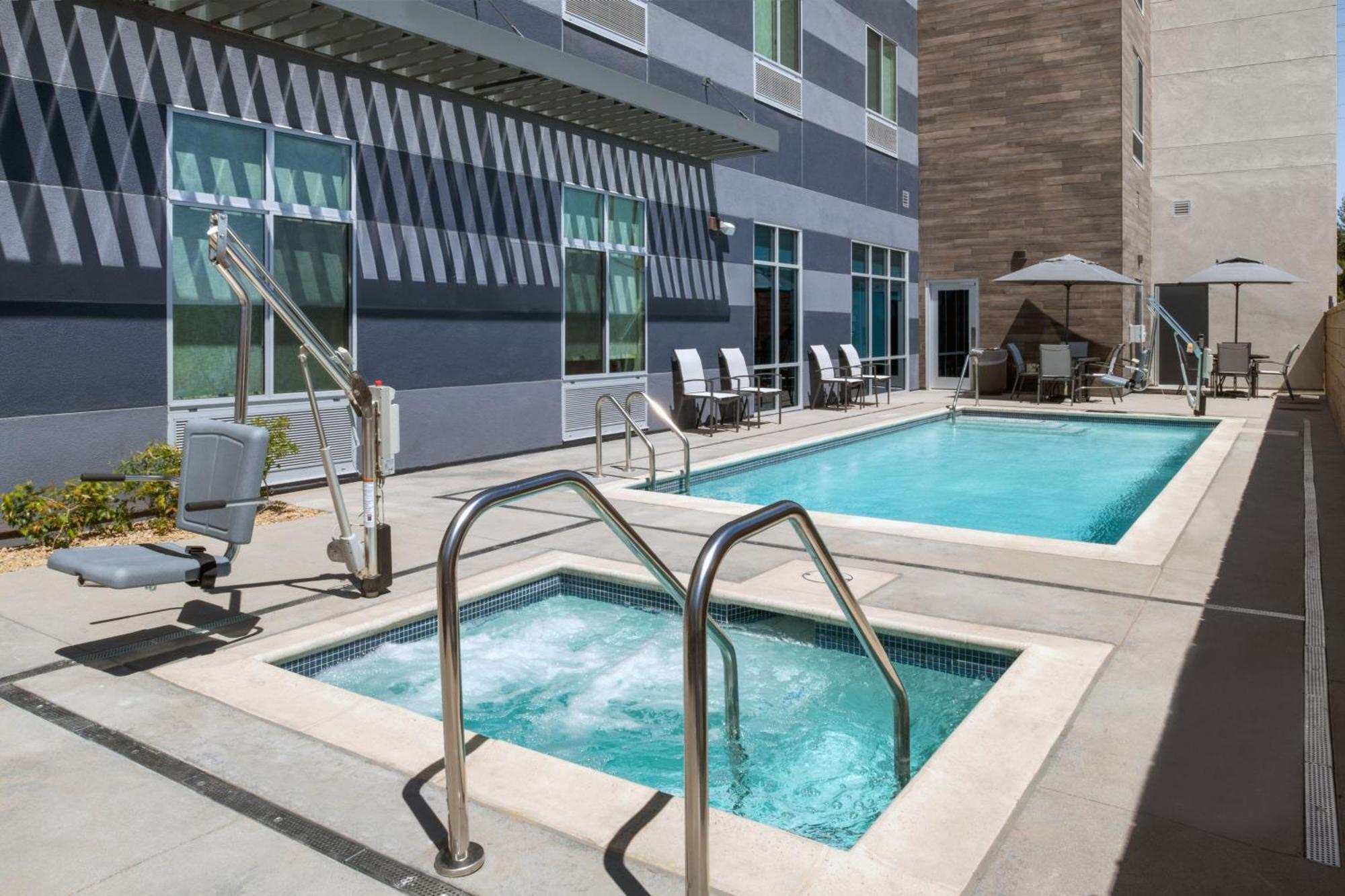 Fairfield By Marriott Inn & Suites Victorville Exteriör bild